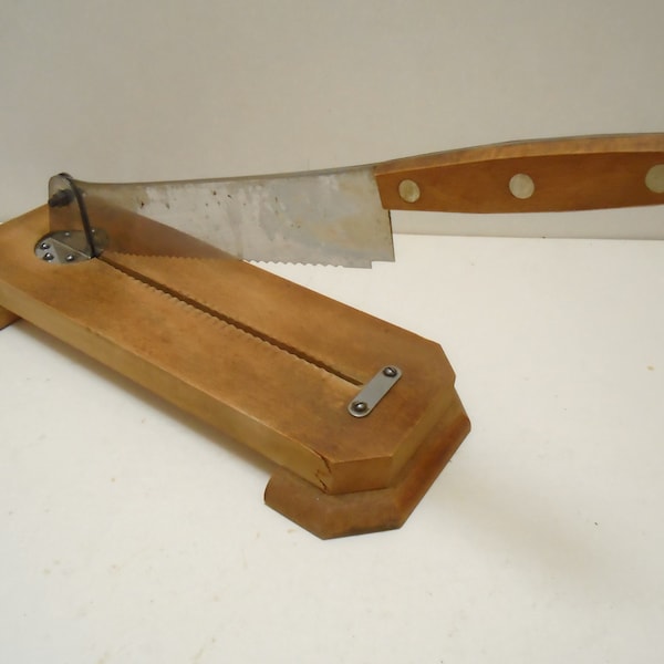 Planche à découper baguette vintage en chêne français avec couteau dentelé en acier, coupe-pain, planche à pain et couteau