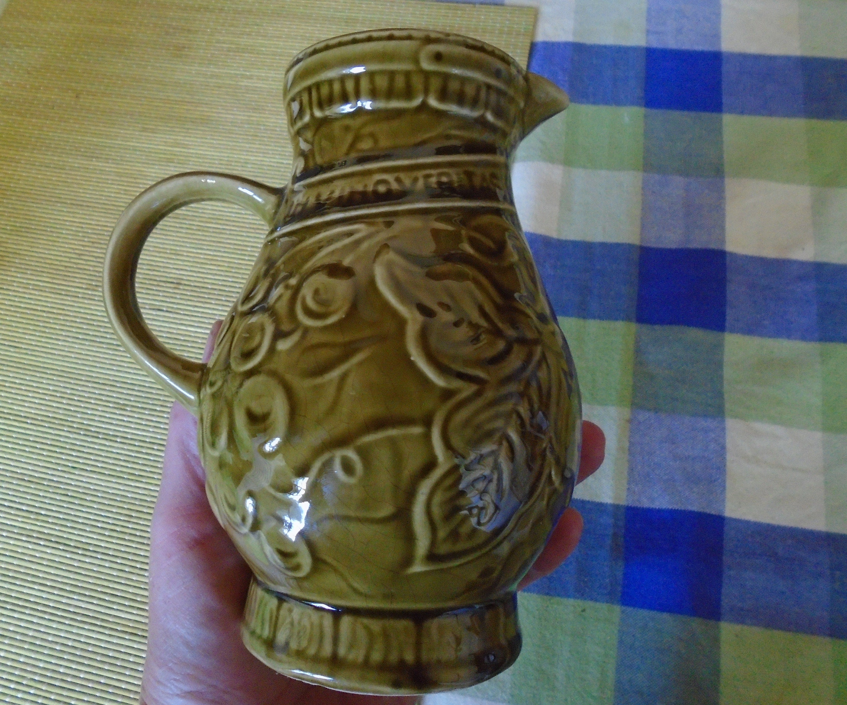 Antique Français Sarreguemines Majolica Pichet à Vin en Porcelaine Hautement Émaillée, Carafe Vin, C