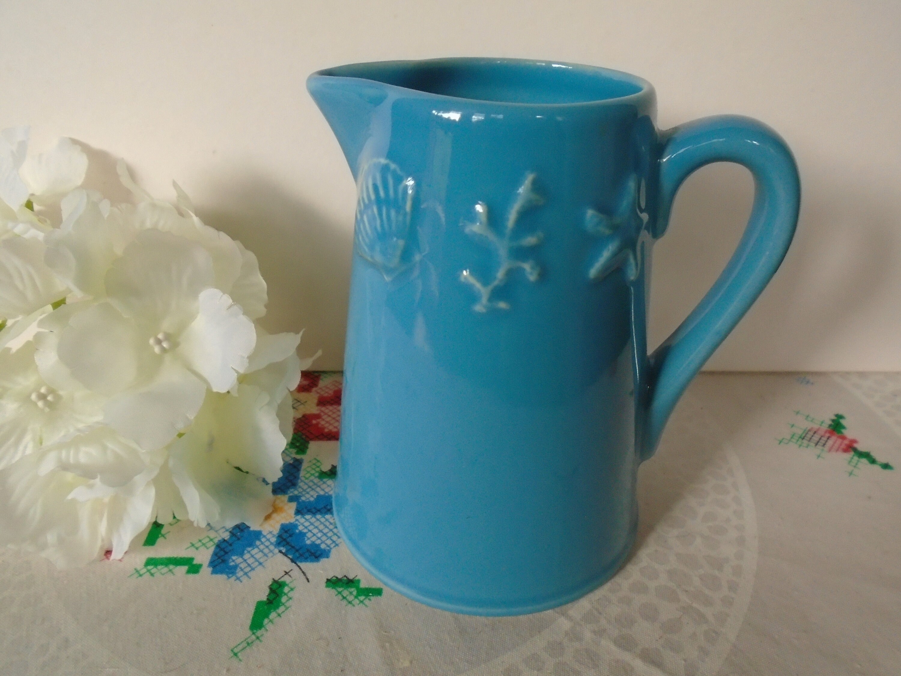 Magnifique Pichet en Porcelaine Turquoise Vintage Français, Genevieve Lethu 1994, Belle Cruche Émail