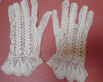 French Antique Crocheted Cream Gloves, Special Occasion, Lacy Wedding Gloves, Bride or Bridesmaid Accessory