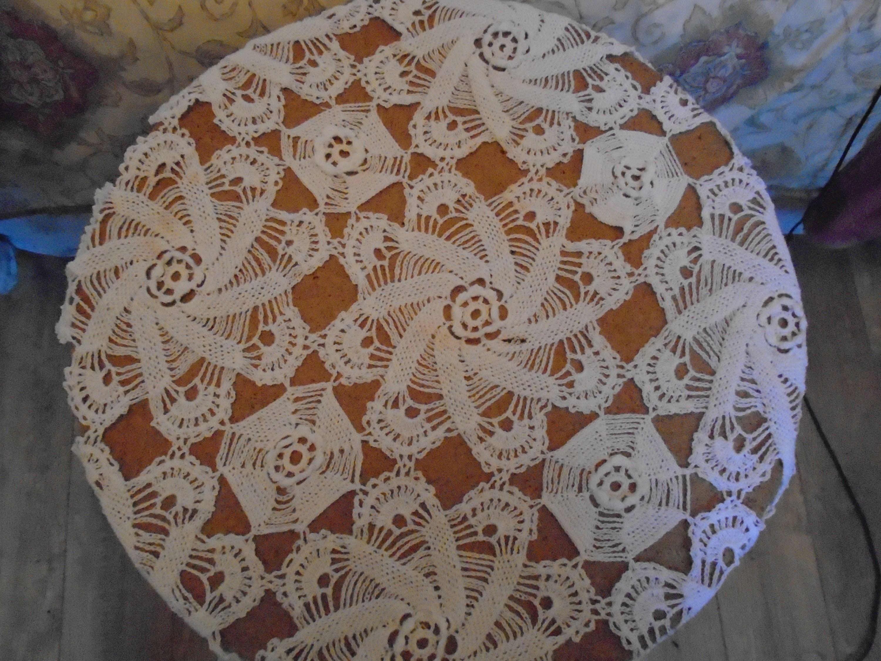 Superbe Vintage White Crochet Français Table Carré, Doily, Nappe Pour Petite Table, 25 X