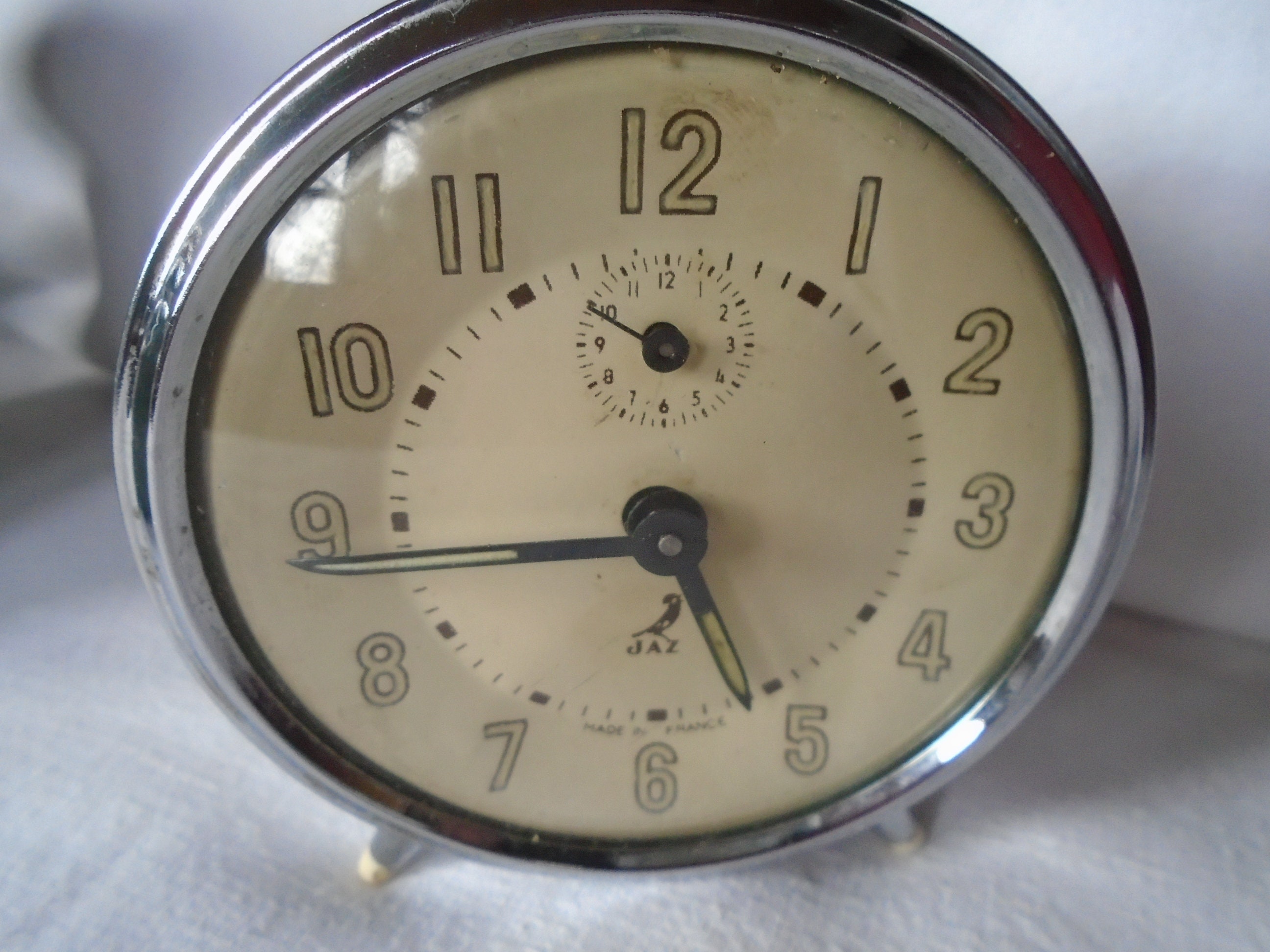 Vintage Français Jaz Réveil, Chrome Argenté, Années 1950, Sur-Enroulé, Nécessite Une Réparation ou U