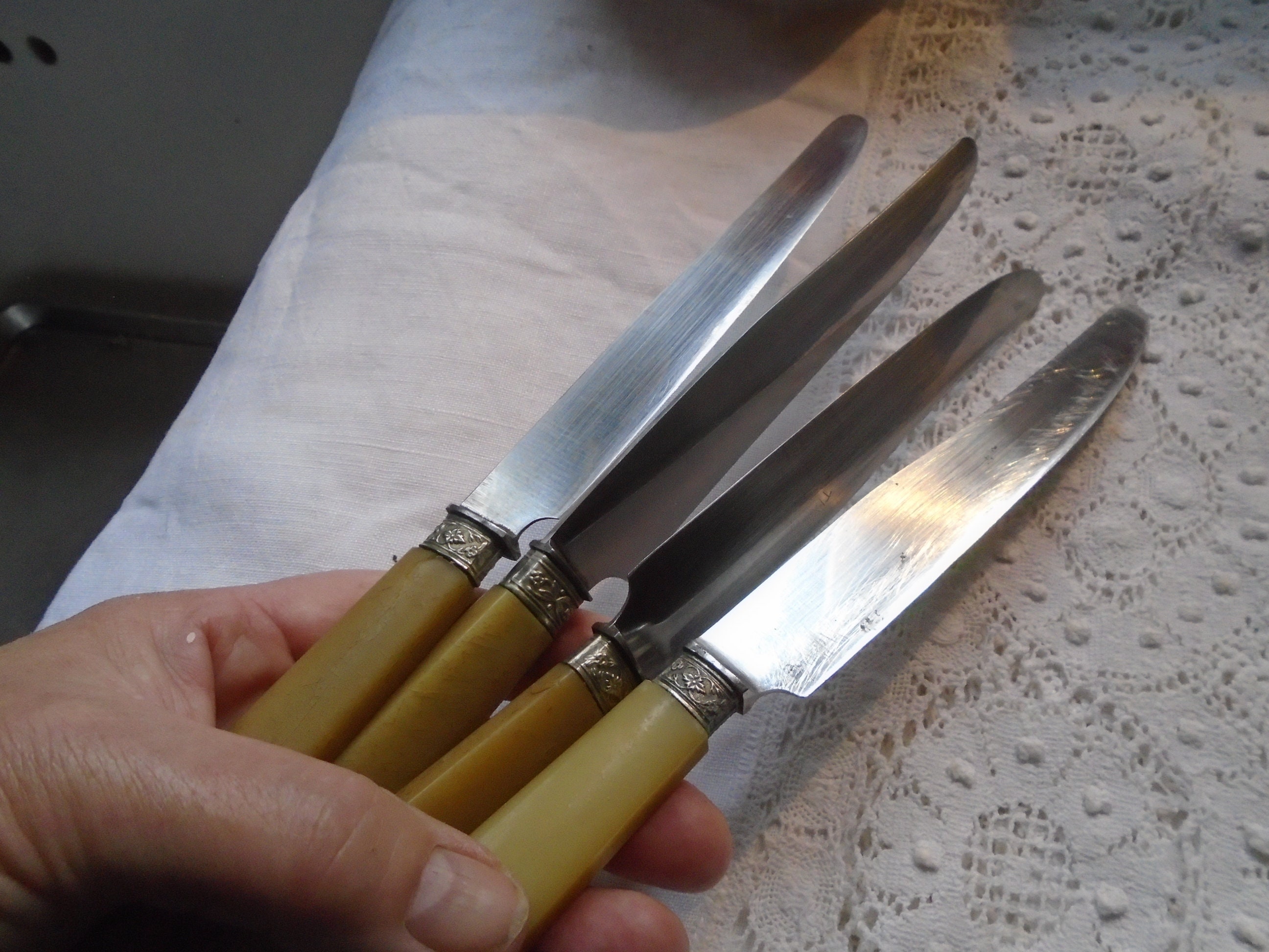 Four Vintage French Dinner Knives Bakelite Handles Art Etsy Australia