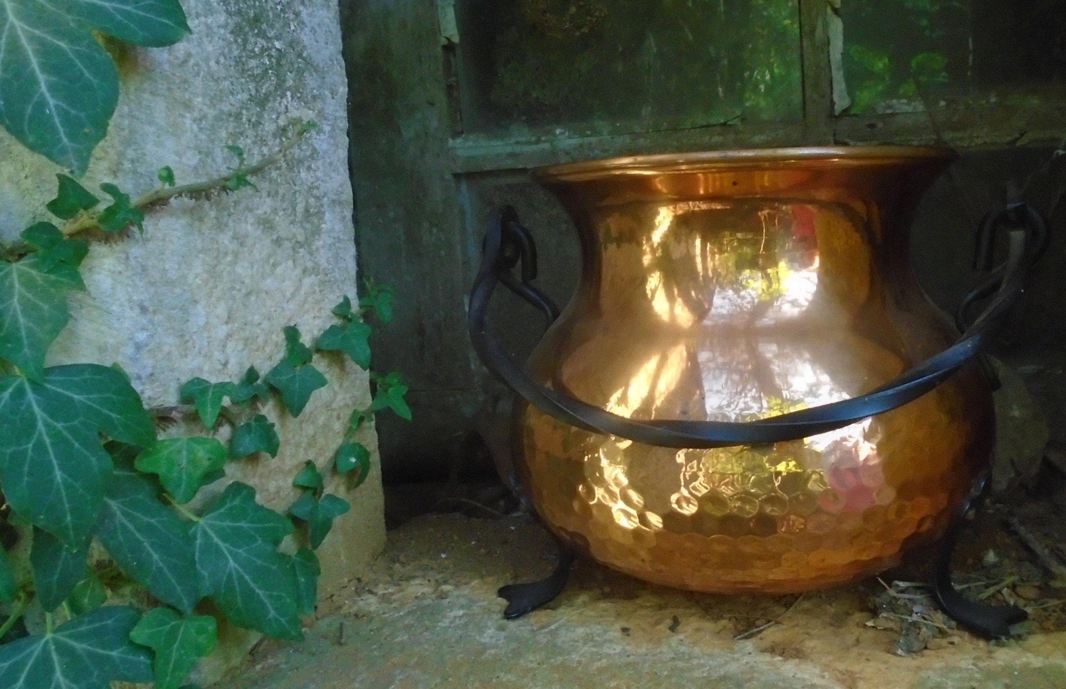 Vintage Français Hammered