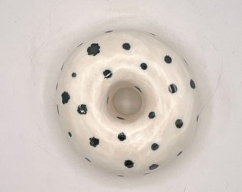 Dot Wall Donut