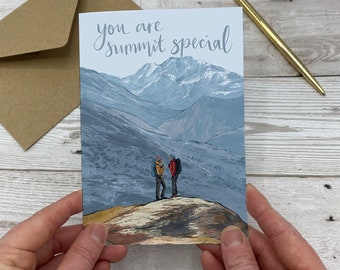Grappige liefdeskaart voor bergavontuur - wenskaart voor stel wandelen reizen