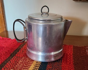 Super Cool & Vintage Boy Scouts/Girl Scouts Aluminum Water/Tea Cooking/Heating Kettle