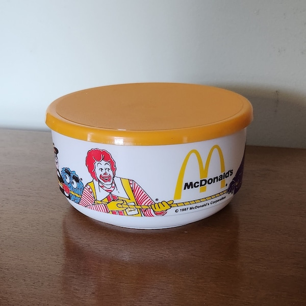 Very Cool & Vintage 1987 McDonald's Plastic Travel Cereal/Snack Bowl with Original Lid / Made by Whirley Industries Inc., Warren, PA, USA