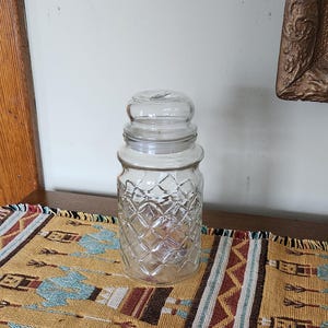 Very Cool & Vintage 1984 Planters Peanut Diamond/Pineapple Pattern Glass Nut/Candy Collectible Jar/Container / Made by Brockway Glass Co.