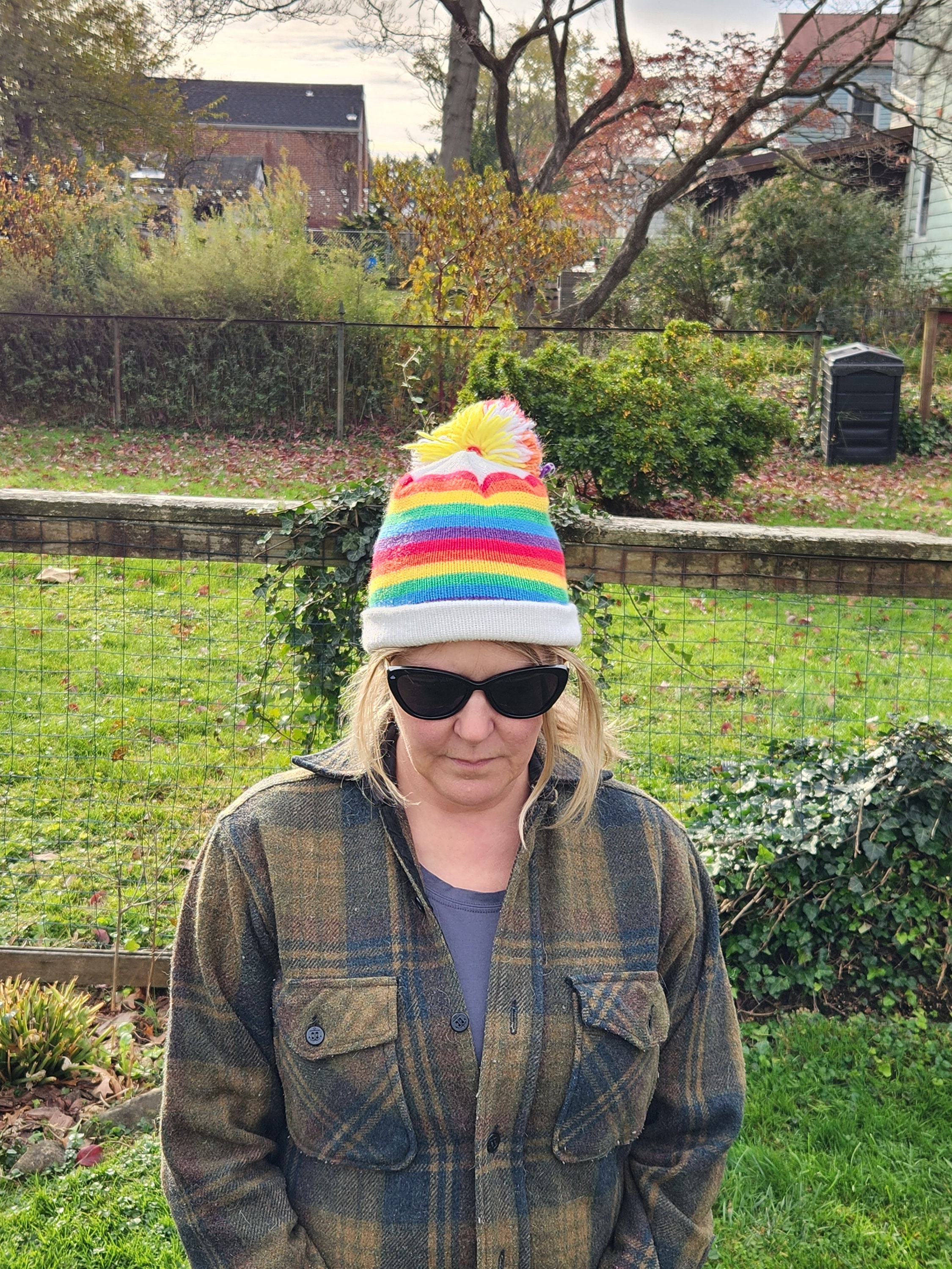 Super Cool, Vintage & Colorful RAINBOW BEANIE With POM - Etsy display picture 3