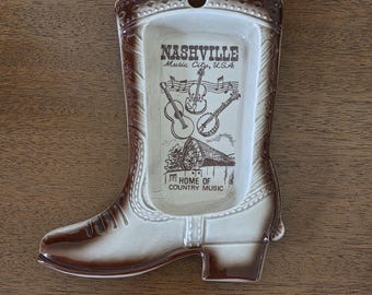 Vintage NASHVILLE MUSIC CITY, U.S.A. Ceramic Boot Spoon/Trinket Wall Hanging Dish, Made in Japan