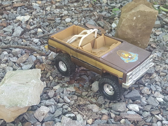 fall guy diecast truck