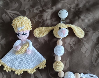 Poupée endormie au crochet avec attache tétine en coton assortie, bébé, cadeau de maternité, baby shower