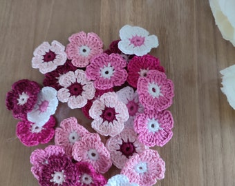 24 pcs crochet flowers - cotton daisies 1.38 inches or 3.5 cm