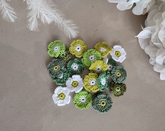 24 pièces fleurs au crochet – marguerites dans les tons verts de coton - 1,38 pouces ou 3,5 cm
