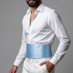 Herrbälte i satin, extra brett veckat bälte i gördelsstil, brudgummens bröllopsbälte, accessoar i iögonfallande kostym, skräddarsydd passform*