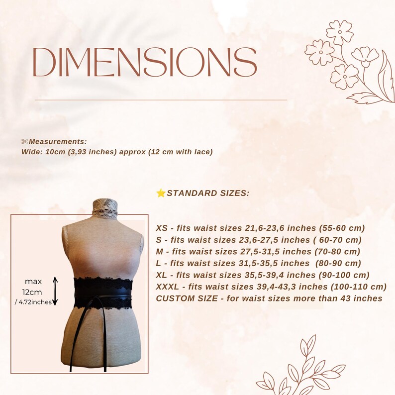 K&ouml;nnte beinhalten: Ein schwarzer Korsettg&uuml;rtel mit Spitzenbesatz auf einer Schneiderpuppe. Der Text enth&auml;lt DIMENSIONS, Measurements: Wide: 10cm (3,93 inches) approx (12 cm with lace), STANDARD SIZES: XS bis XXXL mit Taillenma&szlig;en von 55-60 cm bis 100-110 cm, und CUSTOM SIZE.