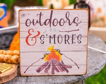 Made to Order Dollhouse Miniature Outdoors & S'Mores Sign - Decorative Autumn Sign - 1:12 Dollhouse Miniature Decor