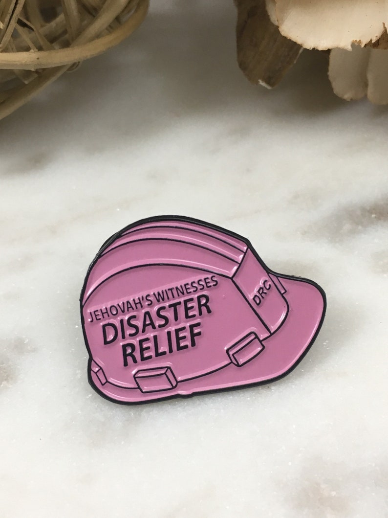 JW Disaster Relief Yellow Hard Hat Lapel Pin LOT of 1 image 3
