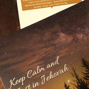 Restez calme et ayez confiance en Jéhovah. Ésaïe 30:15 > carte postale d'encouragement (5,5 x 4,3 pouces)