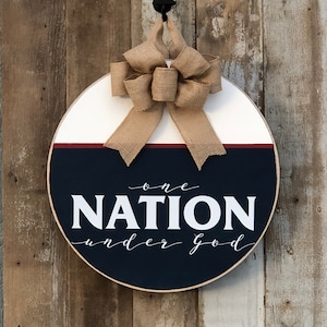 Patriotic Door Hanger, July 4th Door Hanger, God Bless America Hanger, USA Door Hanger, Front Door Decor, Wood Door Sign, Round Door Hanger