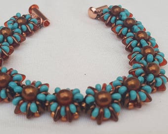 Magatama Blumen Armband Anleitung