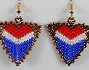 Gestreiftes Herz Dreieck Ohrring Muster