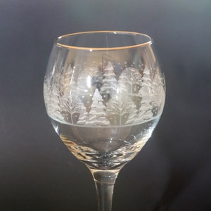 Arby&#39;s Winter Scene Stemmed Tall Wine Glass Elegant Frosted Etching 12 Oz Libbey