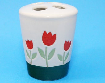 White with Red Tulips Toothbrush Holder 4" Vintage Ceramic 4 Toothbrushes