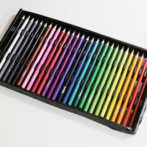 artskills premium colored pencils