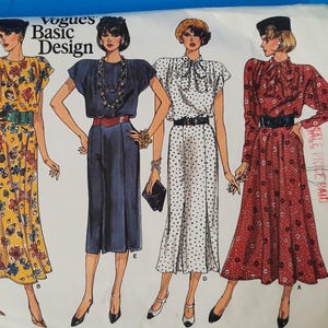 Vogue Dress Sewing Pattern 1717 Vintage 1986 Easy Sizes 8-10-12 Cut to Size 12