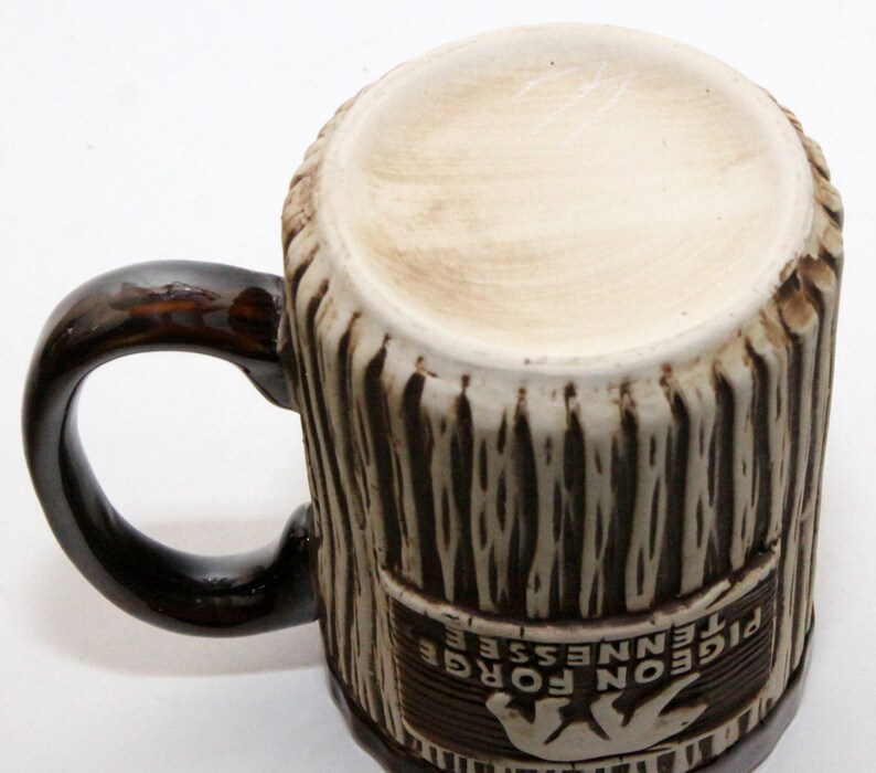 JaneesTreasures Pigeon Forge Mug - Thumbnail 3