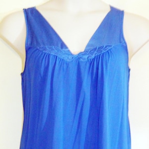 Vassarette Blue Nightgown Womens L Large Nylon Vintage Retro USA