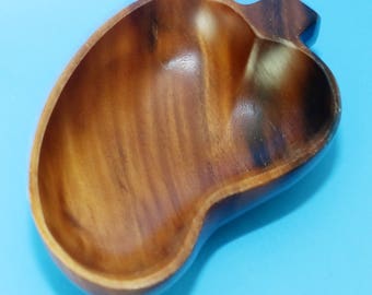 One Size Wood CGB Giftware Loft Salt and Pepper Carved Wooden Dish and Ceramic Bowl