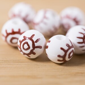 10 count 10mm vintage style Chinese hand painted white and dark red porcelain rounds with symbol motif ceramic round circular sun beads