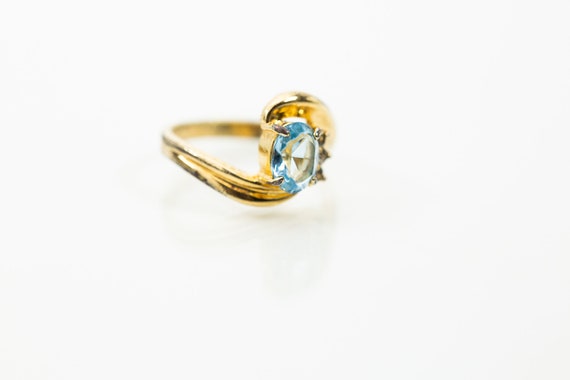 Size 7 18kt Gold plated Estate blue glass stone G… - image 5