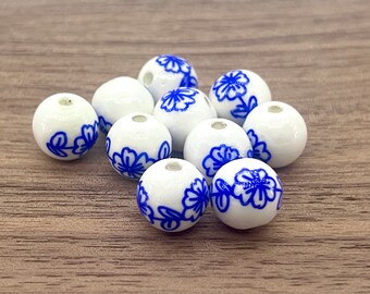 10 count 12mm vintage Chinese white and blue hand painted porcelain rounds with flower floral motif ceramic round circular beads bead