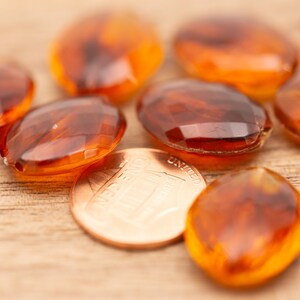 10 count 20mm quality golden dark amber yellow translucent vintage plastic faceted oval beads | Statement Jewelry | Chunky | Tortoise Shell