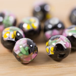10 count 10mm vintage style Chinese hand painted black pink yellow gold green colorful floral porcelain round beads with flower ball bead