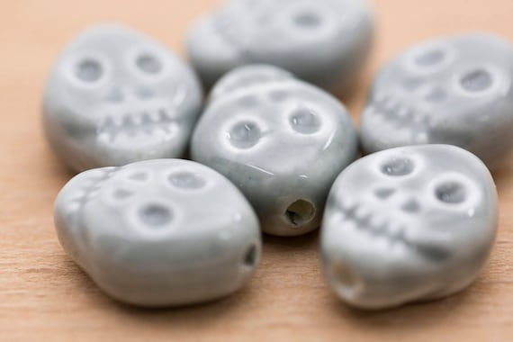 2 count 23mm light grey gray white skeleton skull shaped porcelain ceramic glazed Chinese beads bead destash lot high quality vintage grin