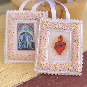Sacred Heart of Jesus Large White Scapular, Handmade Embroidered Wool Catholic Scapular, Catholic Gifts for First Communion or Confirmation