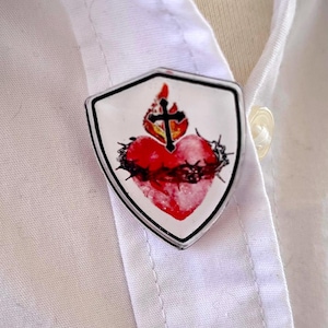 Sacred Heart of Jesus Acrylic Pin, Small Catholic Lapel Pin Brooch Badge Button, Catholic Gift Keepsake for First Communion or Confirmation