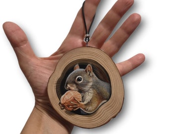 Hand Painted Wood Slice with Squirrel. 3D Painting. Home Decoration. Fine Art. Squirrel
