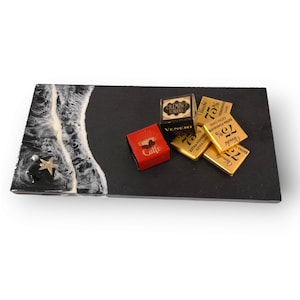 Tray in real slate with ocean wave decoration in artistic resin. Home decoration