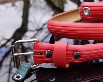 Red belt made from upcycled bicycle tire - 2,3cm wide