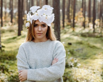 Diadema de orquídea blanca, tocado de orquídea blanca, diadema de flores, diadema de boda, boda blanca, corona de flores blancas, diadema trenzada
