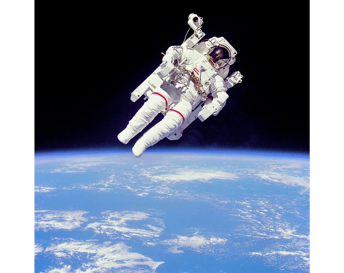 Astronaut on Space Walk, NASA Space Art | Art Print | Canvas Print | Fine Art Poster | Art Reproduction | Archival Giclee | Gift Wrapped
