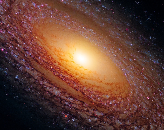 Spiral Galaxy in Ursa Major, NASA Space Art | Art Print | Canvas Print | Fine Art Poster | Art Reproduction | Archival Giclee | Gift Wrapped