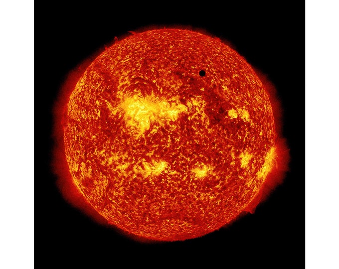 Venus Transit's the Sun, NASA Space Art | Art Print | Canvas Print | Fine Art Poster | Art Reproduction | Archival Giclee | Gift Wrapped