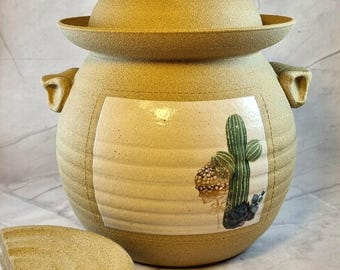 Handgemaakte keramische fermentatiekruik: beige beitspot van 96 oz met goud